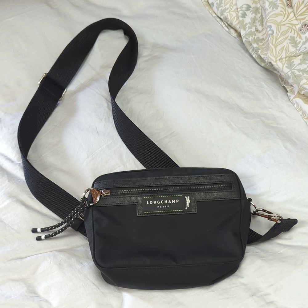 Longchamp Elegant Black Belt Bag